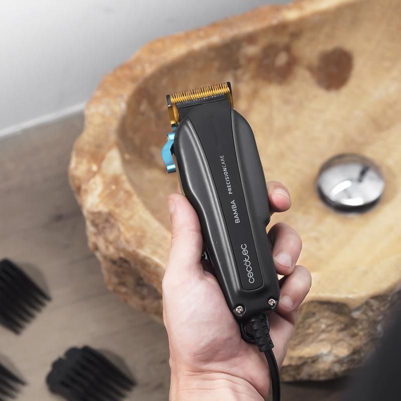 04217 - Cortapelos CECOTEC Bamba PrecisionCare Pro Clipper Titanium Cuchillas con Recubrimiento de Titanio 12 Peines (04217)