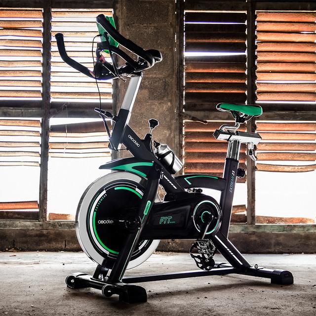 07013 - Bicicleta Spinning Estatica CECOTEC Extreme 25. Sistema Silence Fit Pulsmetro Volante de Inercia de 25Kg LCD con Panel de Control Manillar de Triatln Silln Deportivo Confort Mx. 120kg (07013)