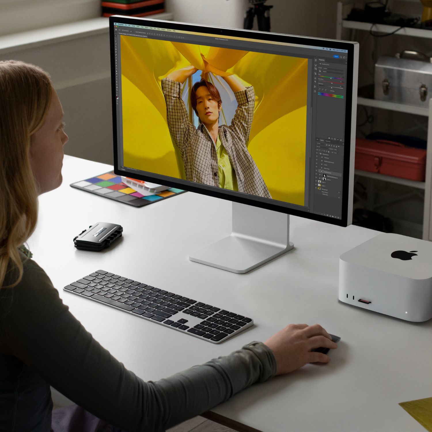 MQH73Y/A - Apple Mac Studio M2 Max 12-Core 32Gb 512Gb SSD 2xUSB-A 3.1 2xUSB-C 3.1 1xHDMI 4xThunderbolt 4 1xRJ45 WiFi 6E Bluetooth 5.3 Ethernet LAN macOS Ventura Plata (MQH73Y/A)