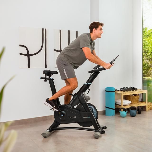07247 - Bicicleta Esttica CECOTEC DrumFit Indoor 24000 Pantalla LCD Resistencia Magntica Volante de Inercia 24Kg Pulsmetro Mx. 120Kg Ruedas de Transporte Soporte Dispositivos APP Negra (07247)