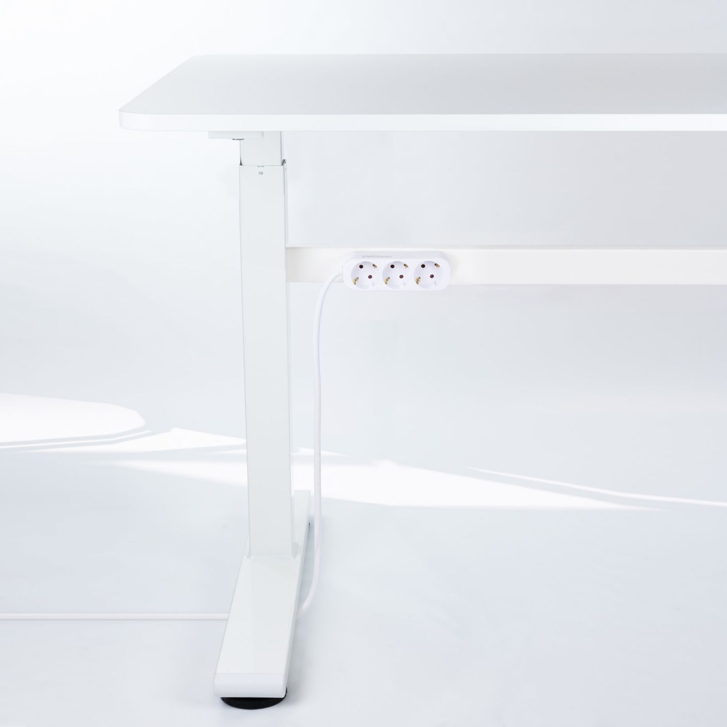 10.38.0003-NS - Regleta Nanocable 3xSchuko Cable 1.4m Blanca (10.38.0003-NS)