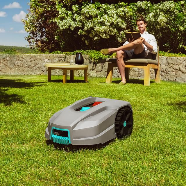04479 - Cortacsped CECOTEC Conga GrassHopper 800 Connected, Motor Digital Brushless. Para superficies de hasta 800 m2. Pendiente mxima de 35%. Regulador de las hojas de corte. Sensor detector de lluvia. Control APP. (04479)