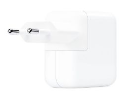 OUT9556 - Adaptador de Corriente Apple USB-C 30W (MW2G3ZM/A) (OUT9556). Buen estado. Caja deteriorada. Completo. (OUTLET)