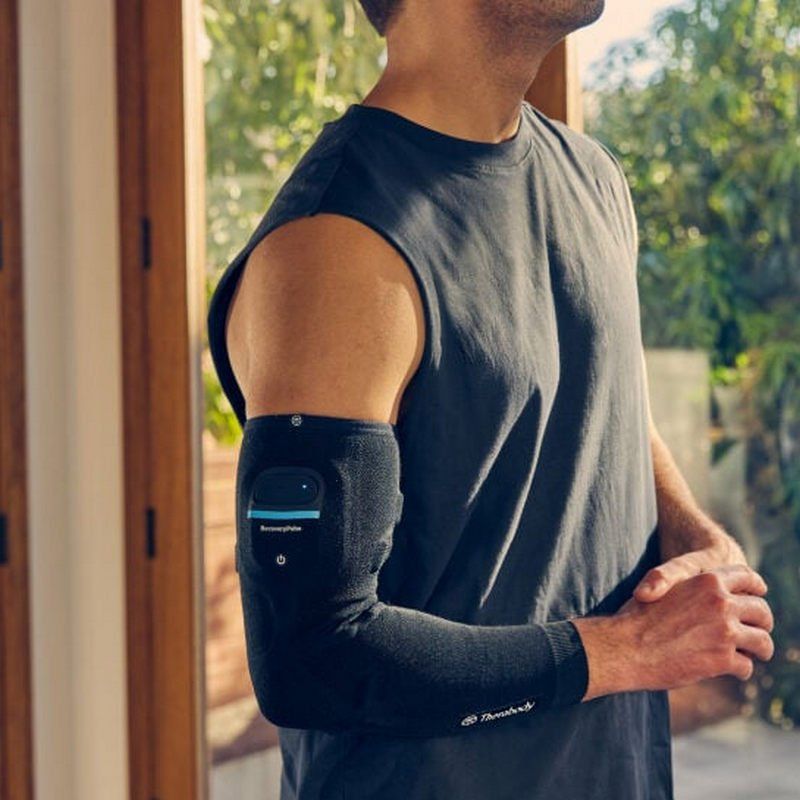 TB02764-01 - Masajeador Therabody RecoveryPulse Arm para Brazo Talla XL Negro (TB02764-01)