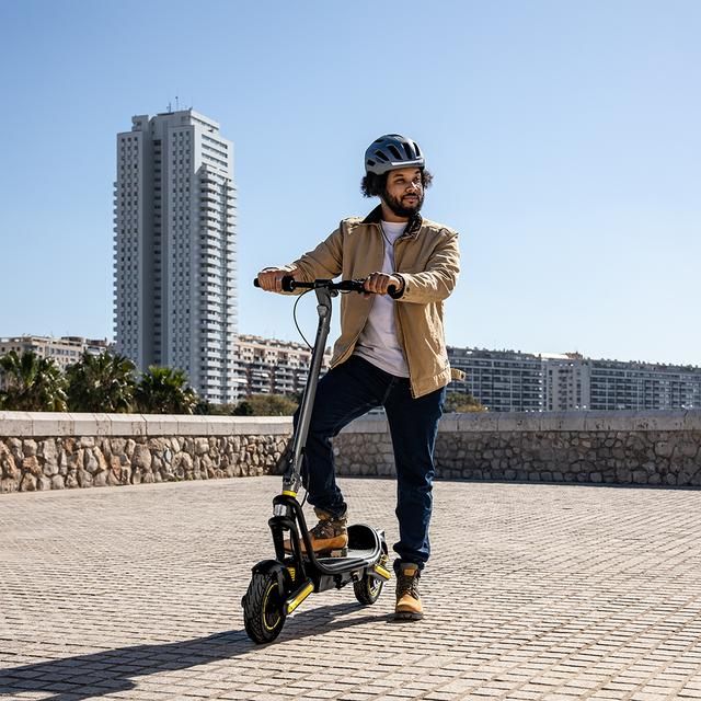 06157 - Patinete CECOTEC Bongo GS50 XXL Connected, 800W, Cumple con todos los requisitos de la normativa espaola de circulacin, homologado DGT, neumticos de 10
