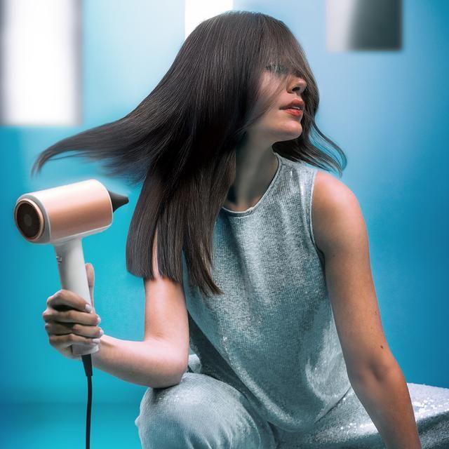 A01_EU01_100150 - Secador de pelo Cecotec DryGlam Nano Plasma Brushless de �ltima Generaci�n, Potencia de 110,000 RPM y 1600W, Funci�n de Plasma, Gran Flujo de Aire, Silencioso y Duradero.(A01_EU01_100150)