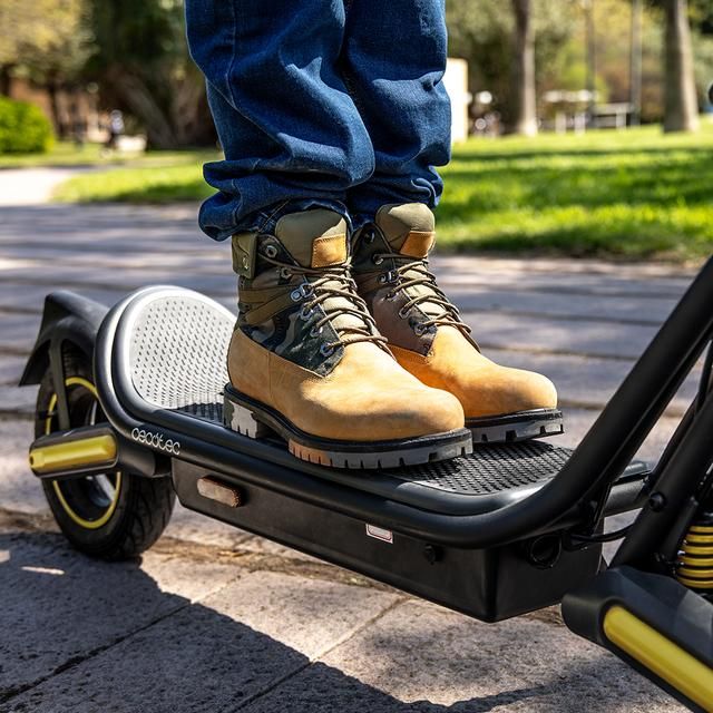 06157 - Patinete CECOTEC Bongo GS50 XXL Connected, 800W, Cumple con todos los requisitos de la normativa espaola de circulacin, homologado DGT, neumticos de 10