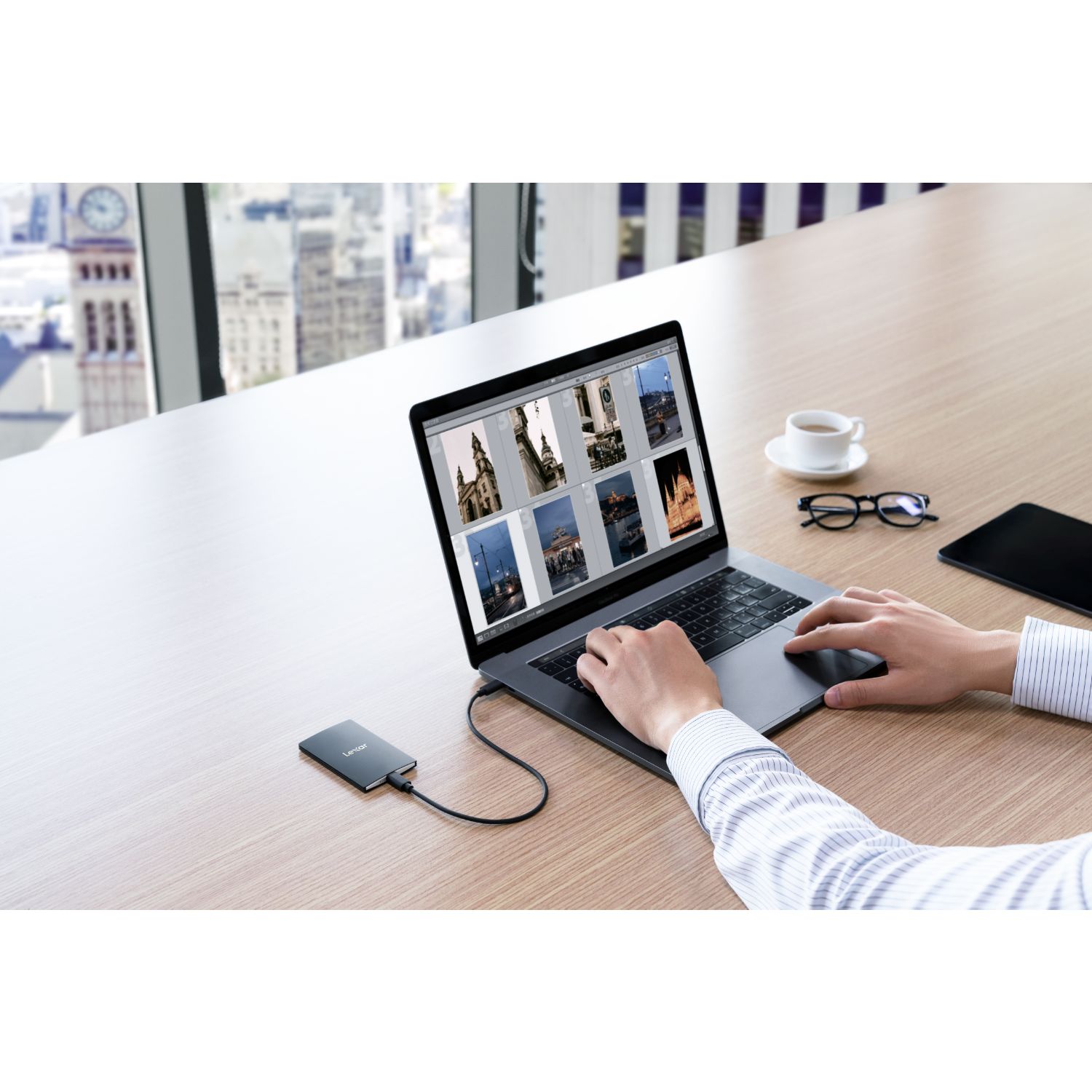 LSL500X004T-RNBNG - Disco SSD Lexar 4Tb USB-C 3.2 Lectura 2000 Mb/s Escritura 1800 Mb/s Negro (LSL500X004T-RNBNG)