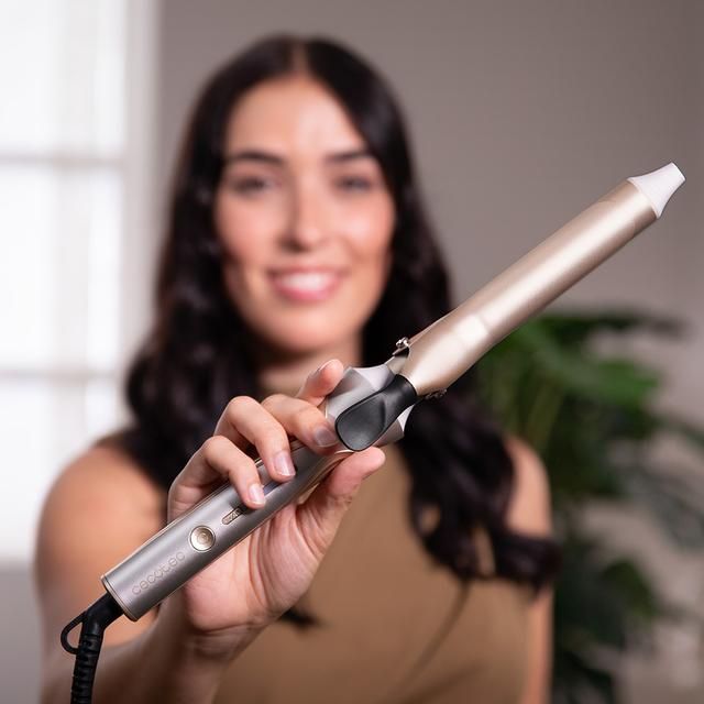 A01_EU01_110332 - Rizador de Pelo Cecotec SurfCare CurlClip, con Pinza de 25 mm, Revestimiento de Cer�mica con Queratina y Aceite de Arg�n, Calentamiento r�pido, 5 Temperaturas, Apagado Autom�tico, Guante y Bolsa de Termorresistente, Cable Giratorio. (A01_EU01_110332)