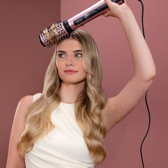 A01_EU01_116275 - Secador Ceotec CeramicCare 3in1 AirBrush, Cepillo de Aire con Funci�n I�nica, Seca, Moldea y Da Volumen, Pantalla de Temperatura, 1200W de Potencia, Revestimiento de Cer�mica, 3Modos de Calor, Cepillos de 50mm,33mm y Cabezal Voluminizador(A01_EU01_116275)