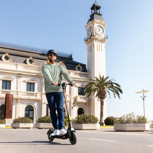 A01_EU01_106116 - Patinete El�ctrico CECOTEC Bongo Serie M30 Connected Coloring Tech 8.5