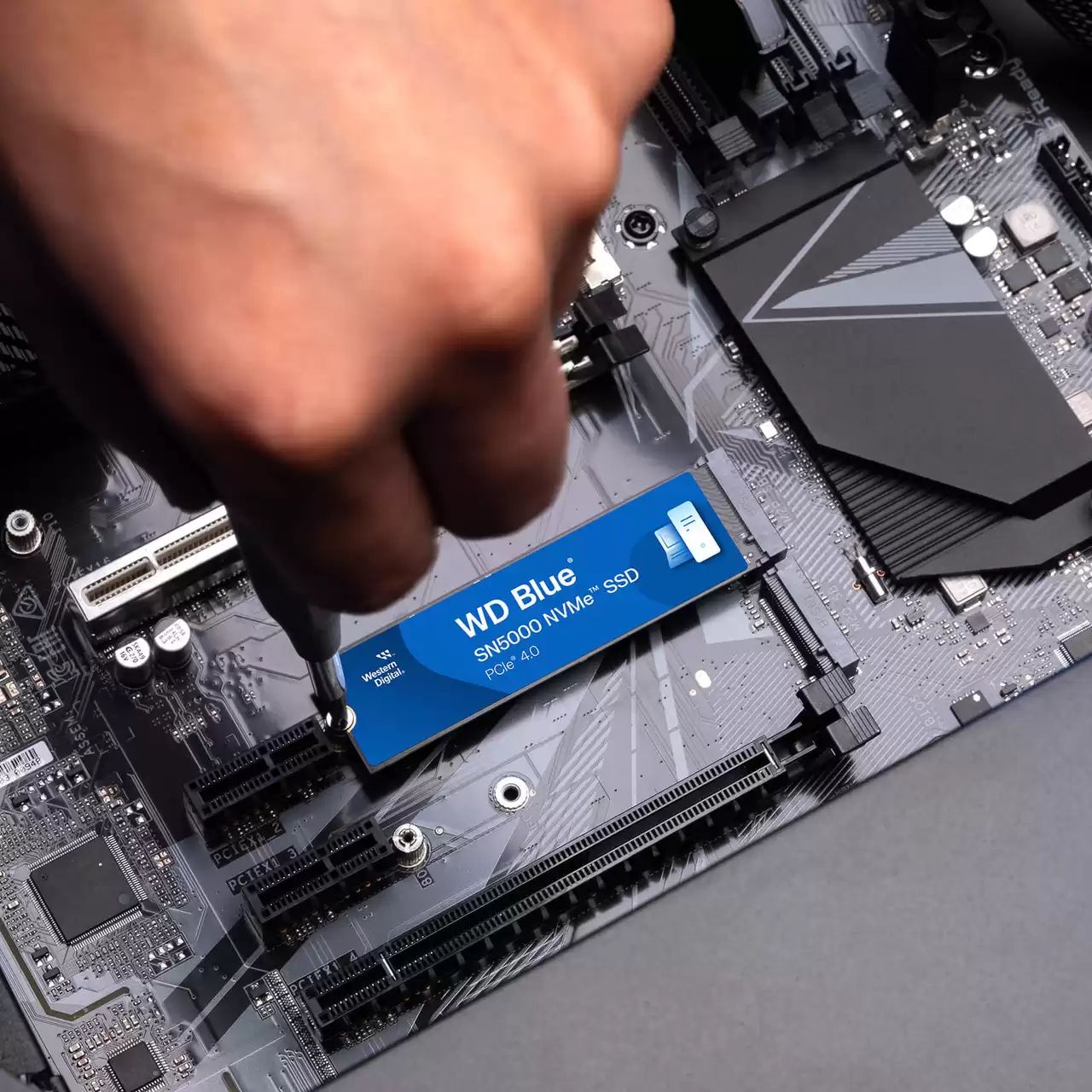 WDS500G4B0E - SSD WD SN5000 Blue 500Gb NVMe PCIe Gen4 x4 (WDS500G4B0E)
