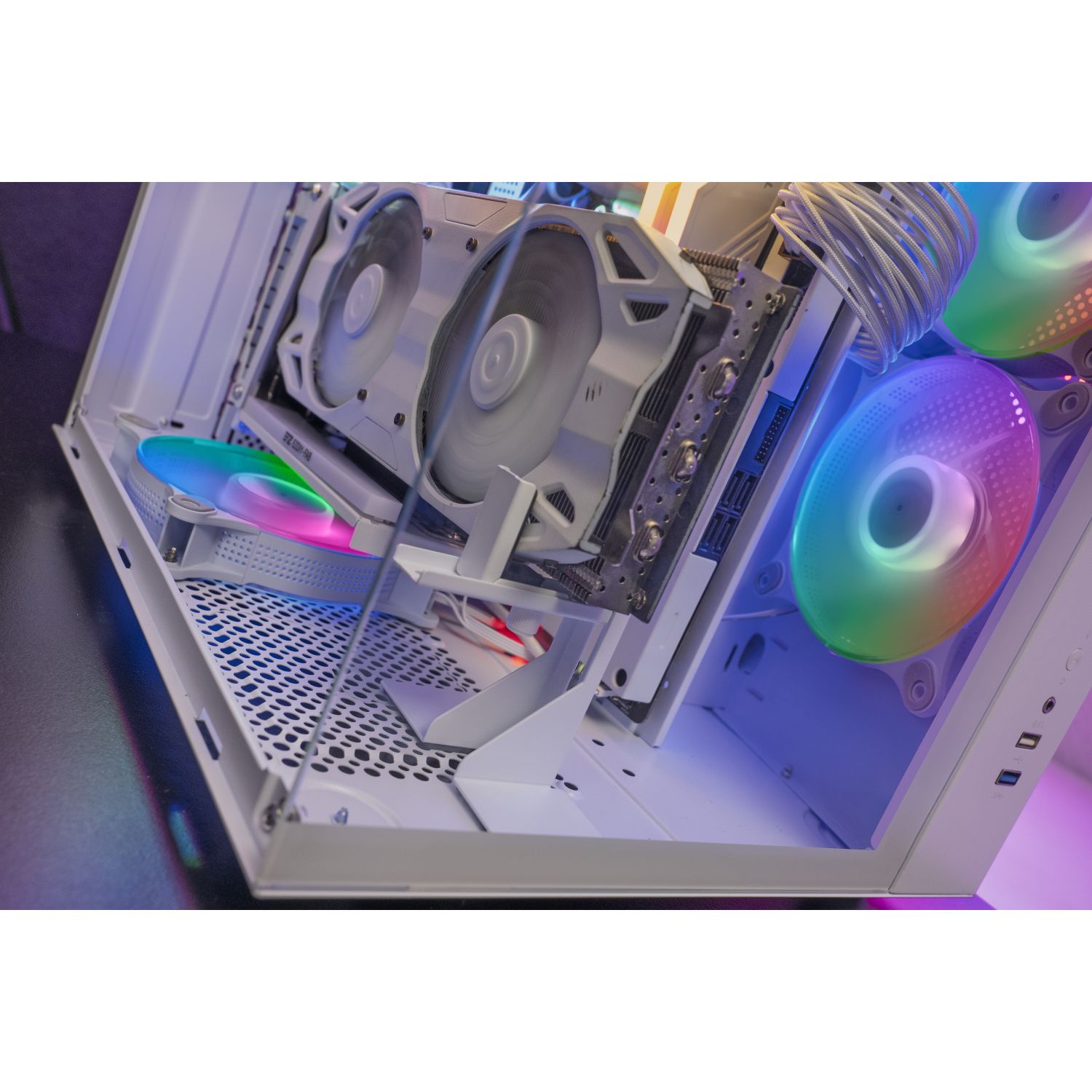 MCAGCBPROW - Soporte Mars Gaming para VGA Acero Blanco (MCAGCBPROW)