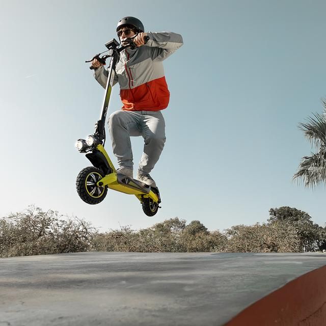 07363 - Patinete Cecotec Bongo V55 2x2 Connected, potencia combinada 1600w, doble suspensin, autonoma de hasta 55km, homologado DGT, Cumple con la normativa espaola de circulacin. con APP. (07363)