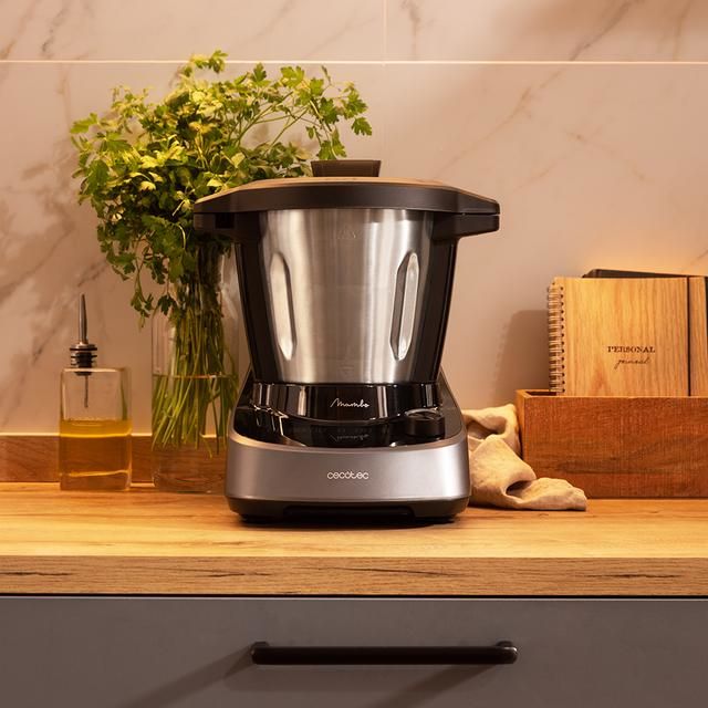 04342 - Robot Cocina CECOTEC Mambo 11090 Habana, Wifi con 37 funciones, APP, sistema autolimpieza, accesorios OneClick, bscula integrada, jarra inox y jarra antiadherente Habana. (04342)