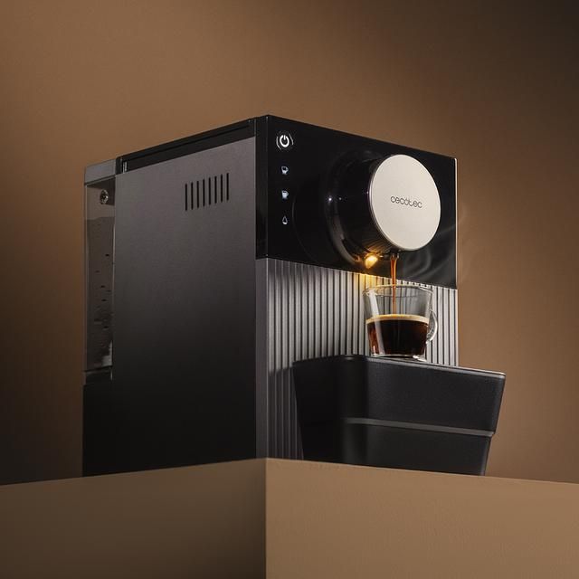 A01_EU01_102811 - Cafetera superautomtica Cecotec Cremmaet Cube, diseo compacto con un rendimiento profesional, ideal para disfrutar de caf de alta calidad. Con un solo toque, prepara caf como un barista profesional. (A01_EU01_102811)