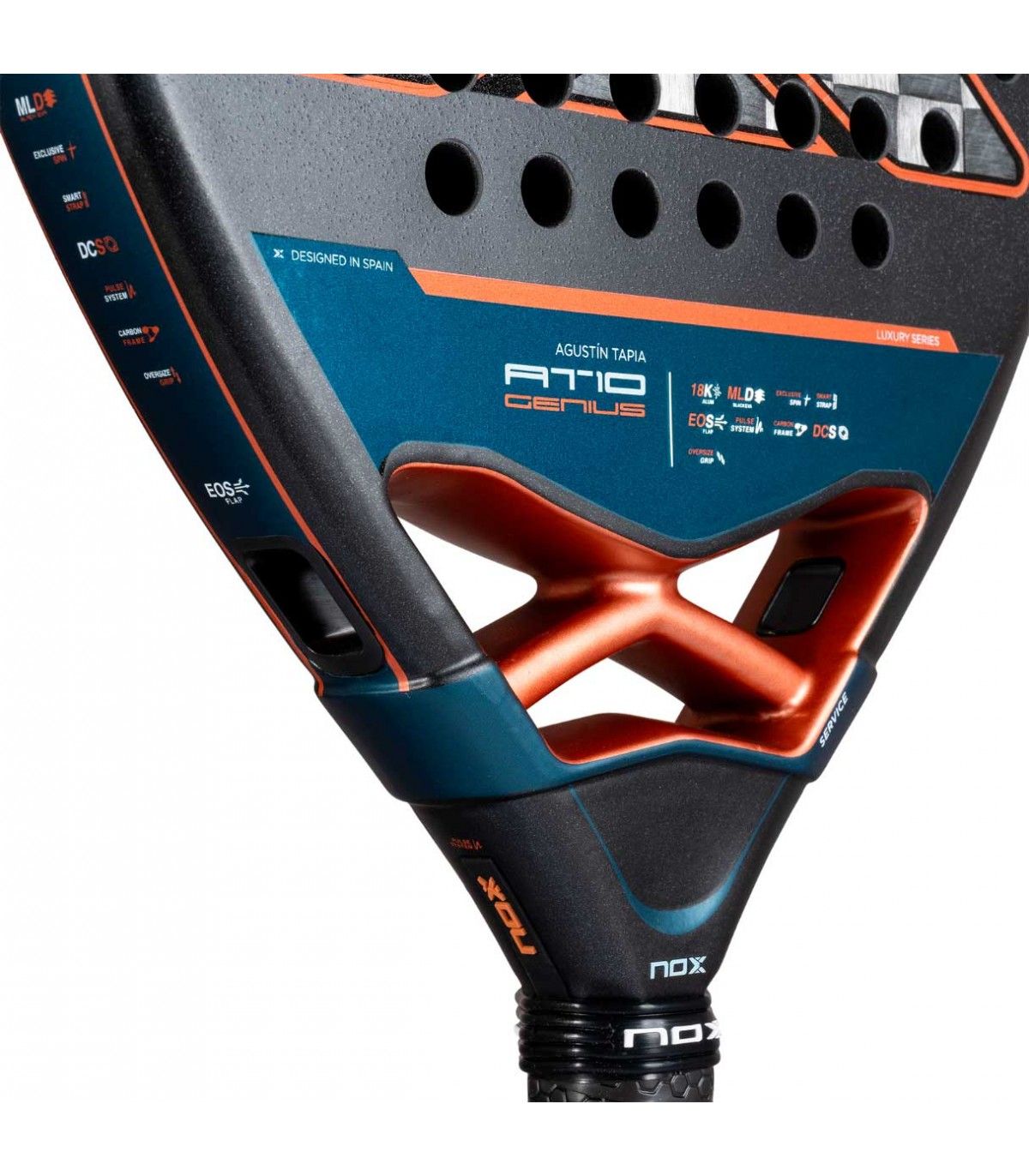 PAD AT10 LG AT18 25 - Pala de Pdel NoxSport de AT10 Luxury Genius Attack 18K 2025
