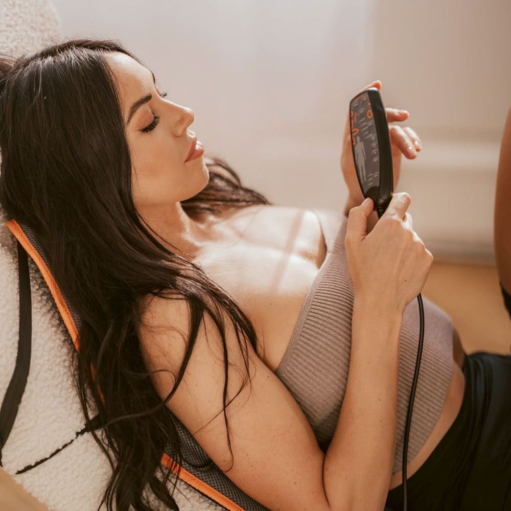 COSY MESH - Esterilla de masaje Medivon Cosy Mesh, 5 modos de masaje en 4 zonas, calor, vibracion, temporizador, control remoto. Negra.