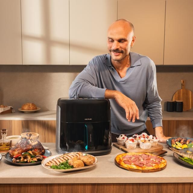A01_EU01_101137 - Freidora de aire Cecotec Cecofry&Grill Smokin'Prime 8500, con doble resistencia para dorado perfecto y sabor de parrilla en carnes, capacidad de 8.5 litros y potencia de 2300 W para platos saludables. (A01_EU01_101137)