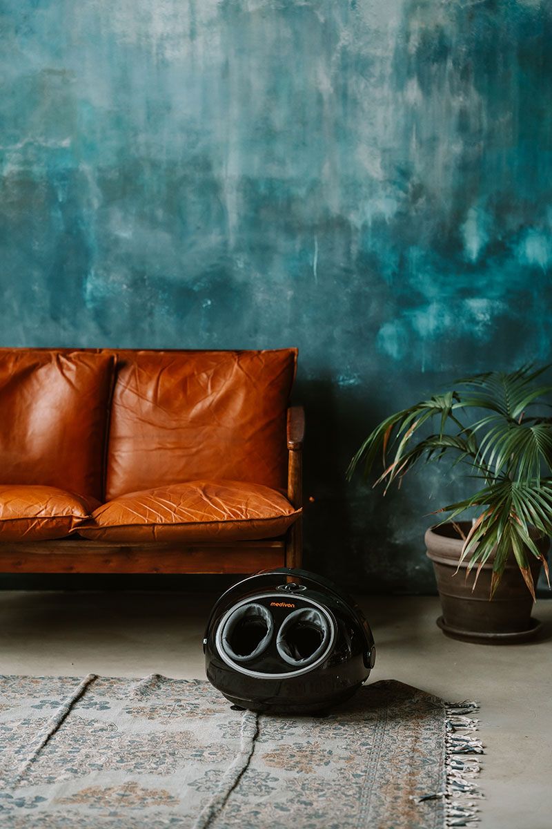 PURE COMPLETE PRO - Masajeador de pies Medeivon PURE COMPLETE PRO, 2 modos de funcionamiento, 3 tipos de masaje, Tecnolog�a de tacto suave, Funci�n de calor, amasamiento, Rodamiento.