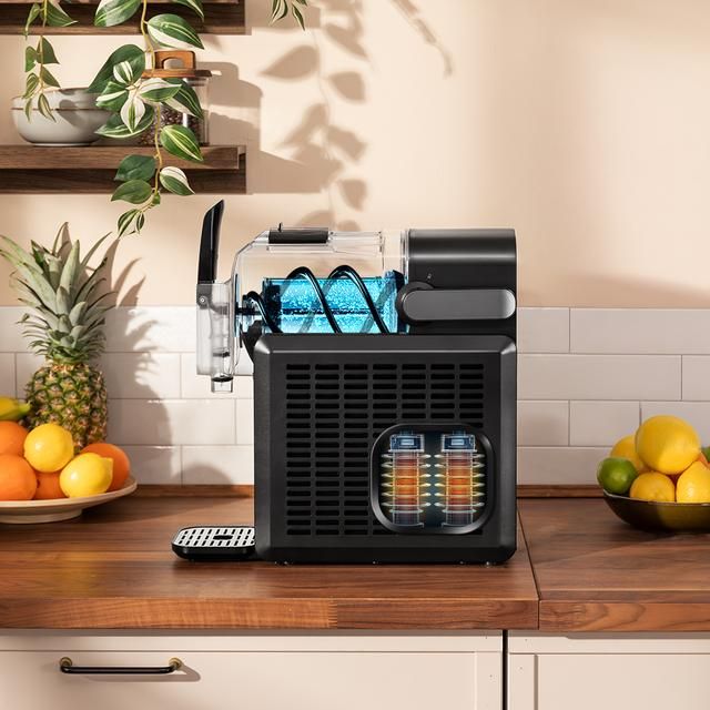 A01_EU01_109564 - Mquina de granizados CECOTEC Twist&Ice 2600 2.6Litros con control tctil, 6 modos, refrigeracin adaptable y diseo ergonmico con boquilla sin goteo. (A01_EU01_109564)