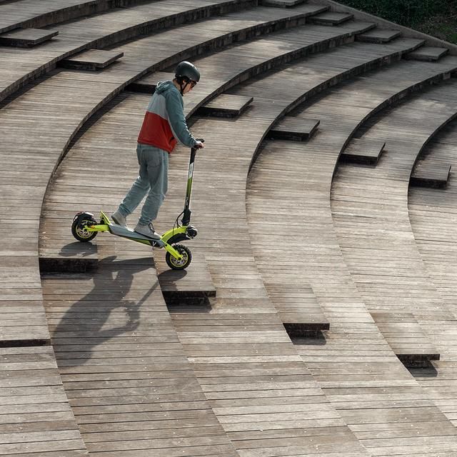 07363 - Patinete Cecotec Bongo V55 2x2 Connected, potencia combinada 1600w, doble suspensin, autonoma de hasta 55km, homologado DGT, Cumple con la normativa espaola de circulacin. con APP. (07363)