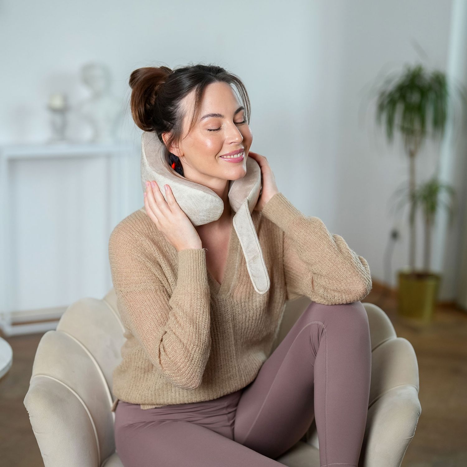 MEDIVON CALM - Masajeador Medivon Calm para cuello con 8cabezales giratorios y calor.