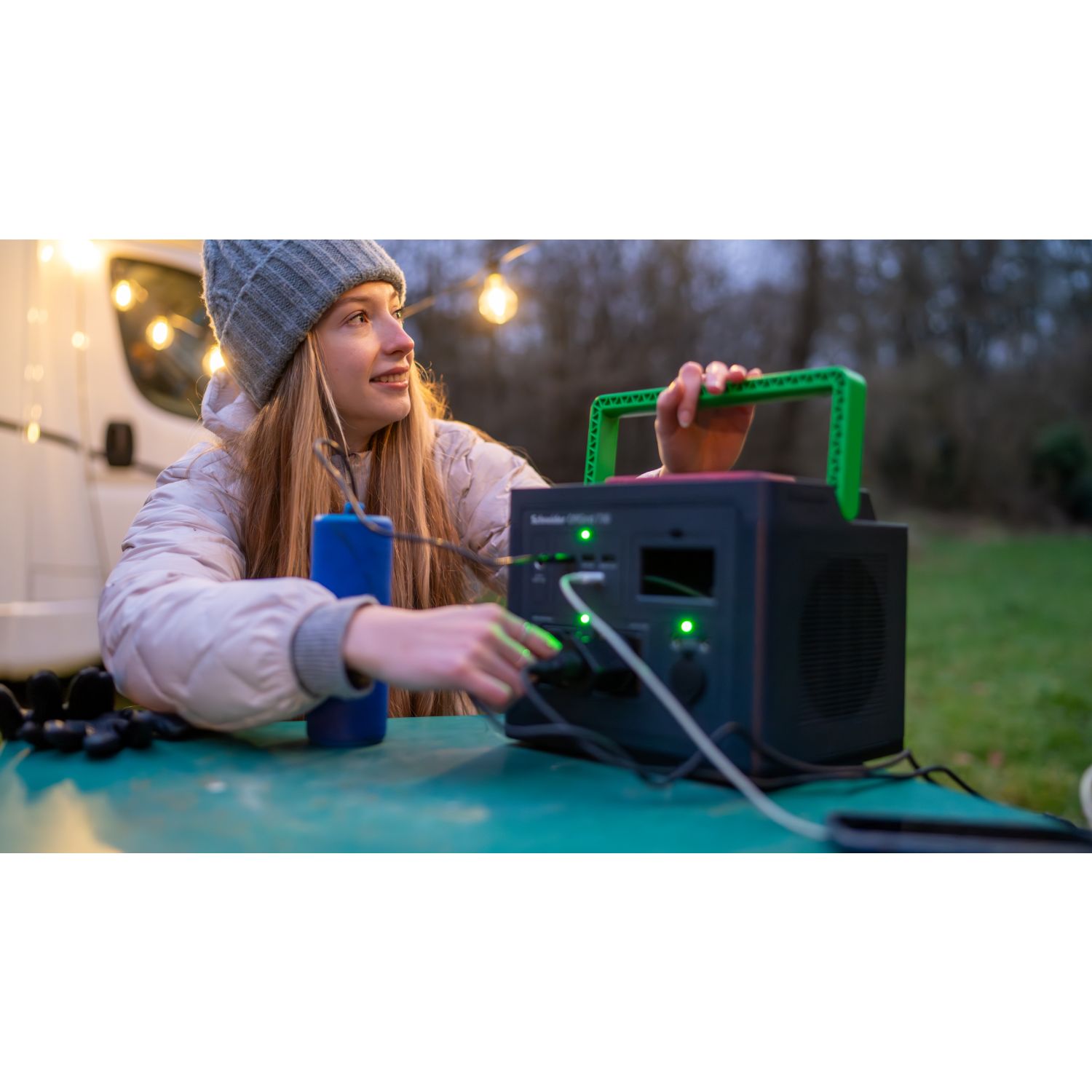 PPS500-GR - Power Station APC 500W carga por corriente/panel solar/PD. 3Usb-A, 2Usb-C PD, 2Tomas AC Schuko.(PPS500-GR)