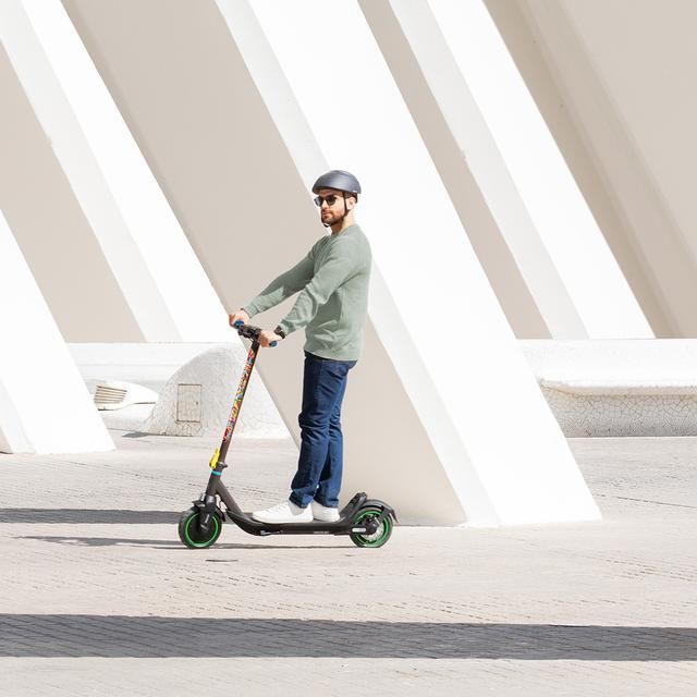 A01_EU01_106116 - Patinete El�ctrico CECOTEC Bongo Serie M30 Connected Coloring Tech 8.5
