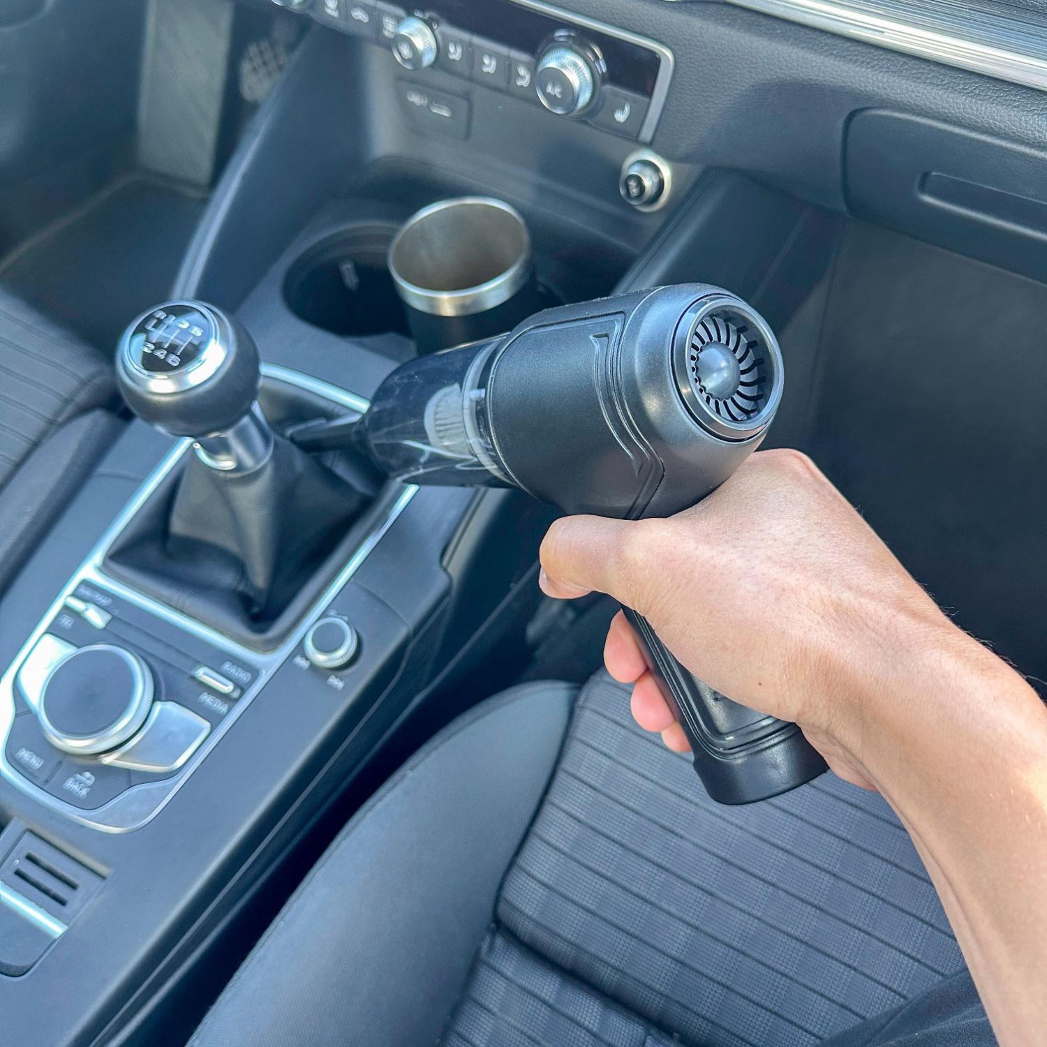 HVC-45 - Aspirador mano Denver funcion soplado para limpiar + bater�a recargable incorporada y 6 accesorios. Filtro de bloqueo de polvo extra�ble. (HVC-45)