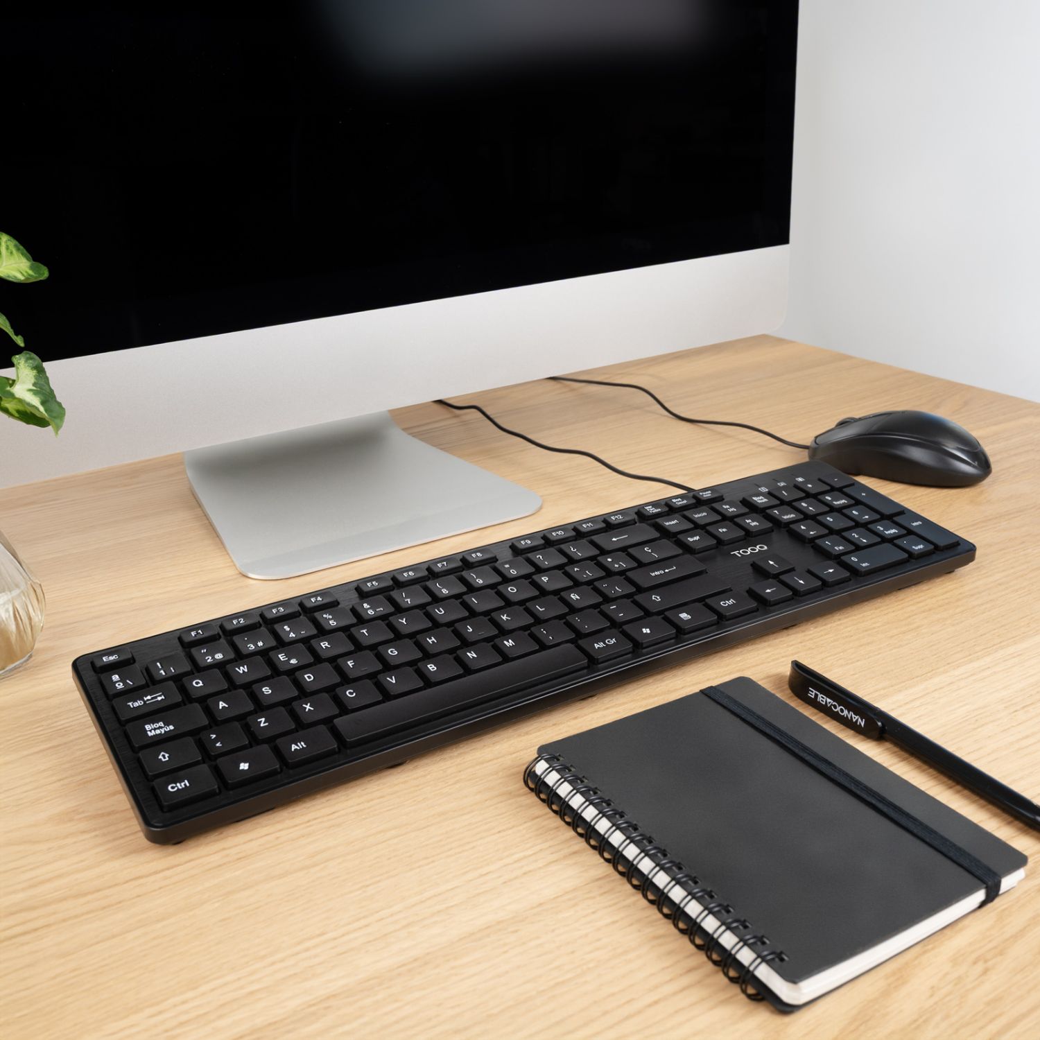 TQK-2003-B - Teclado TooQ 105 Teclas USB Cable 1.35m Negro (TQK-2003-B)