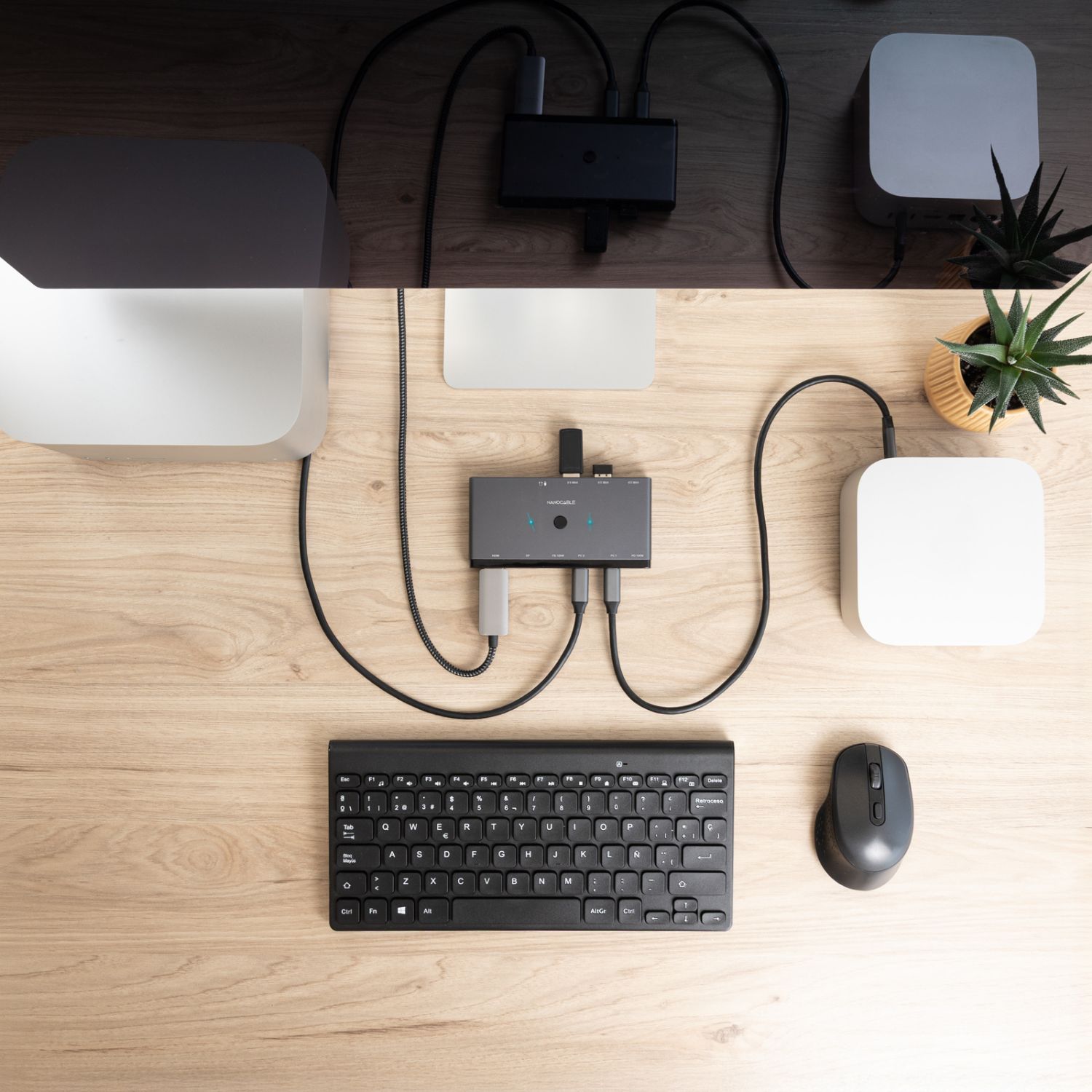 10.12.0003 - Conmutador Nanocable KVM 3xUSB-A 2xUSB-C 1xDP 1xHDMI 8K UHD/60Hz Gris (10.12.0003)