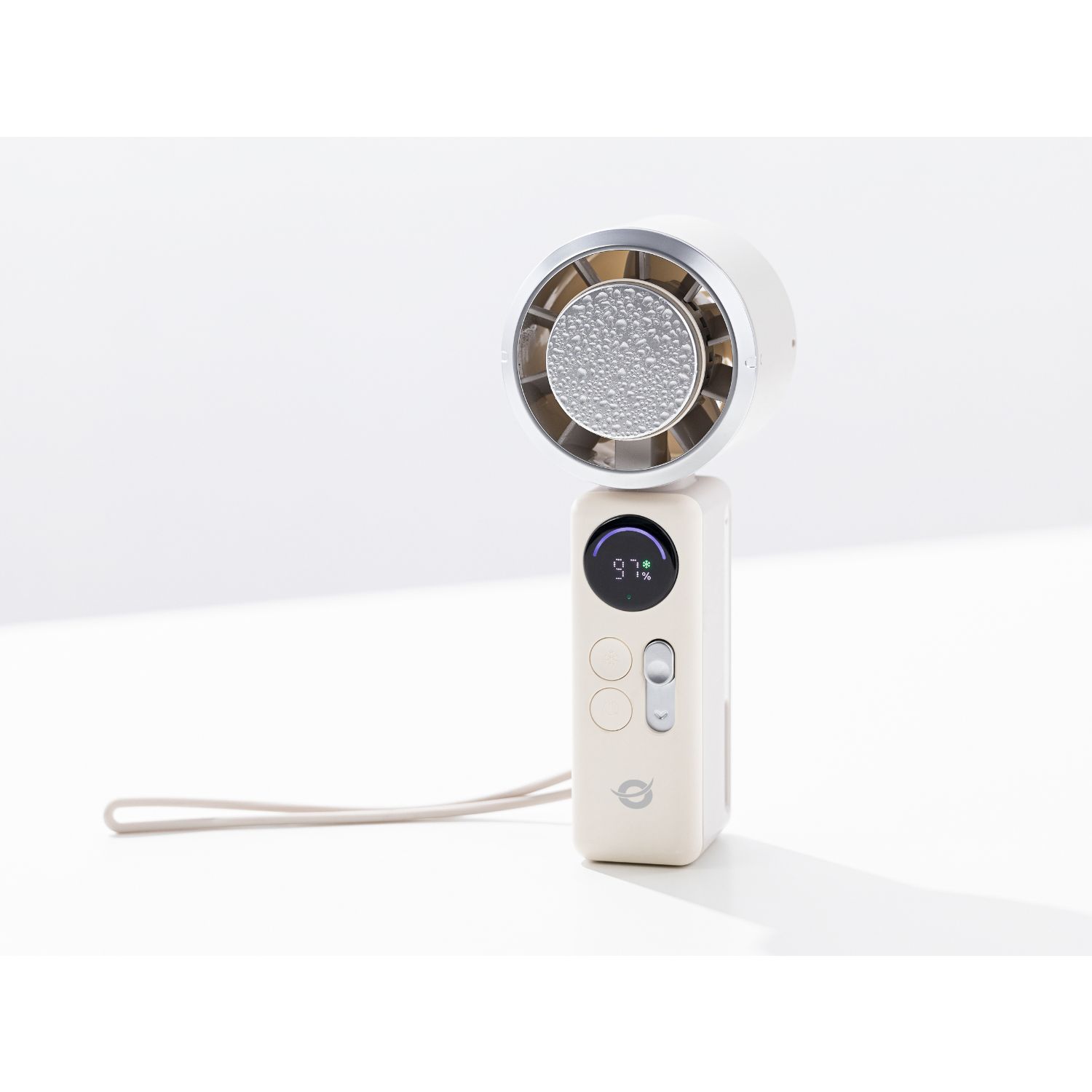 AERIVA03C - Mini Ventilador Port�til CONCEPTRONIC Pantalla Digital Placa Enfriadora Bater�a Recargable Blanco (AERIVA03C)