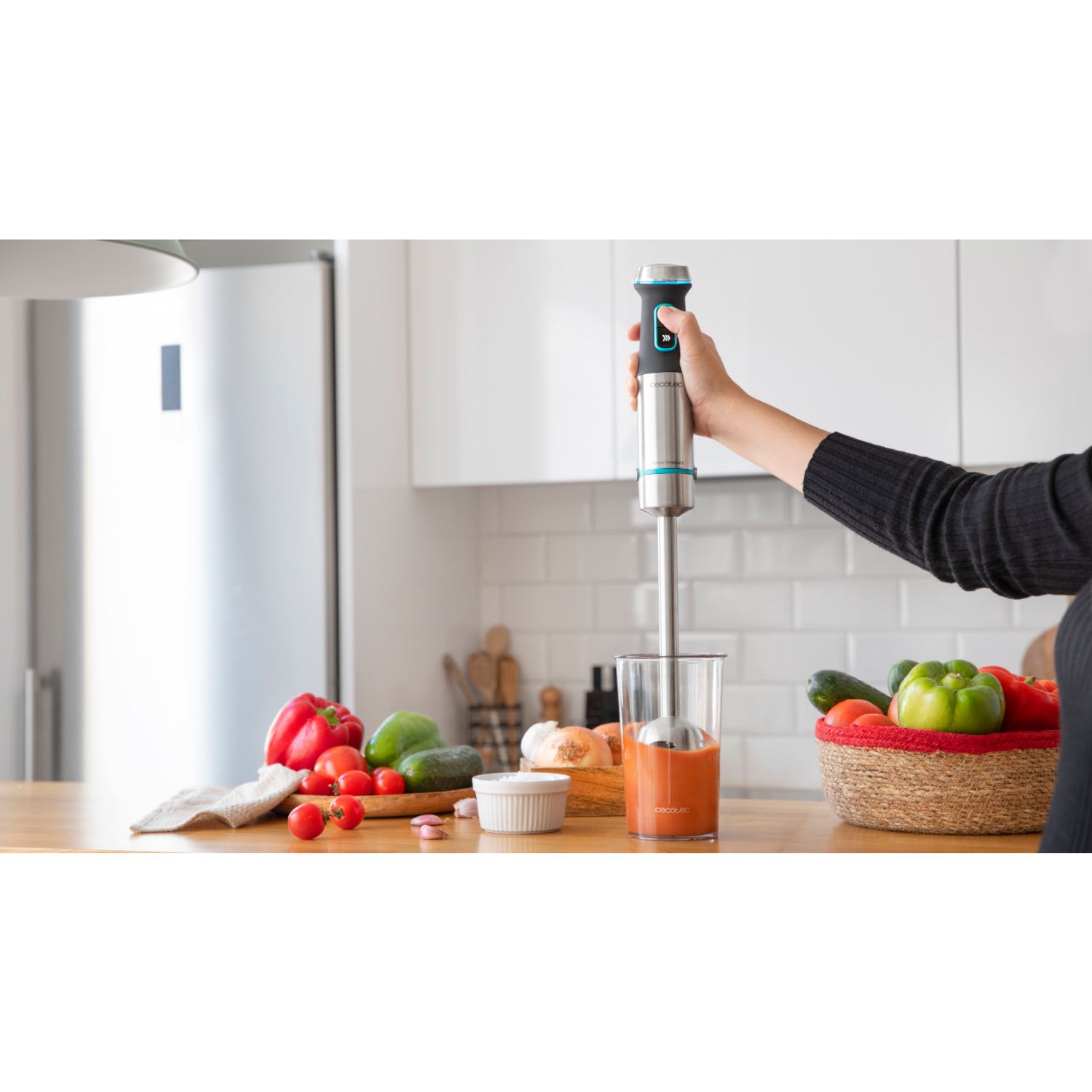 04293 - Batidora de Mano CECOTEC Power TitanBlack 1200 XL PerfectCream&Crush 1200W Pie XL Cuchilla de 4 Hojas Varillas Batidoras Campana Antisalpicaduras Negro/Verde/Acero Inoxidable (04293)