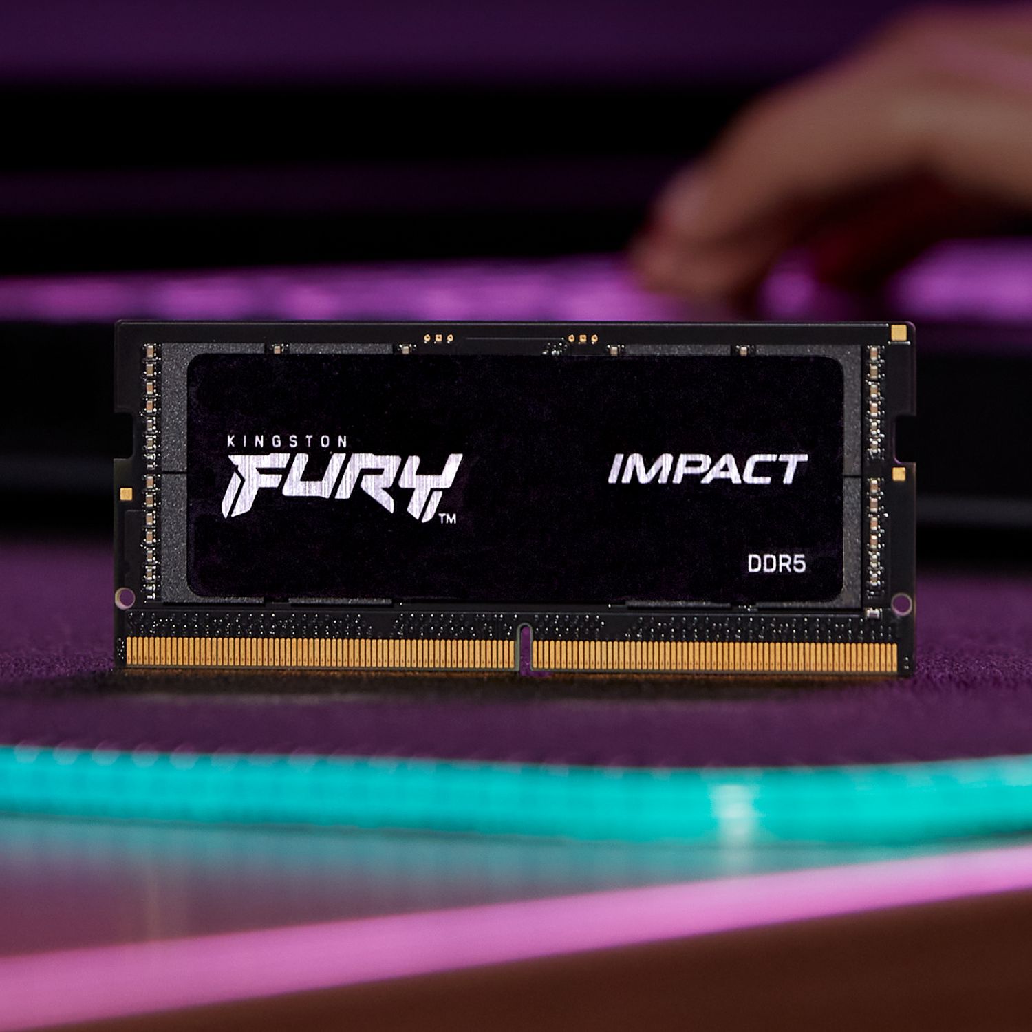 KF556S40IB-32 - M�dulo Kingston Fury Impact DDR5 32Gb 5600 MT/s 262-pin Sodimm CL40 1.1V Port�til (KF556S40IB-32)
